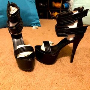 Black 6inch Ankle Strap Heels